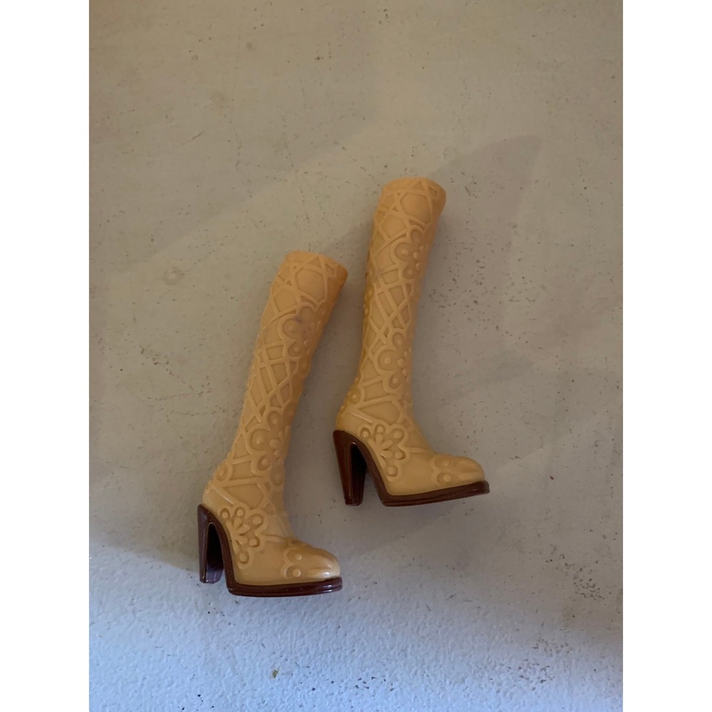 Barbie My Scene Tan & Brown High Heel Boots lot #2